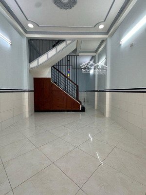 bán nhà q6 gần vòng xoay phú lâm , chợ phú lâm, vài bước ra hẻm xe tải, tiện ích đầy đủ.