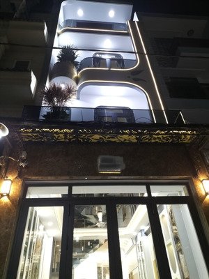 siêu phẩm - siêu hiếm lê văn thọ - gò vấp-52m2-4 tầng-ô tô đậu cửa - nhỉnh 8 đồng