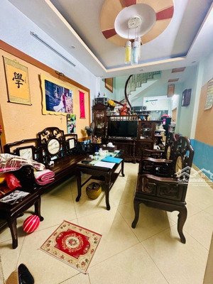 nhà đẹp kim giang - thanh liệt, 52m2 4tầng, 10.1tỷ, gần ô tô tránh, dân xây nguyên bản còn rất đẹp.