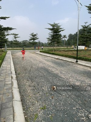 chính chủ cần bán lô đất ở khu công nghệ cao hoà lạc. giá chỉ 10 triệu/m2