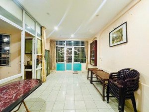 mặt phố đống đa - 3 mặt thoáng - sổ vuông nở hậu - giá đầu tư.