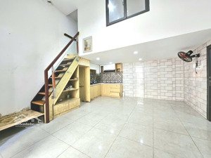 căn góc hẻm xe hơi phan văn trị, p11 bình thạnh 33m² x 3 tầng giá 5.85 tỷ tl