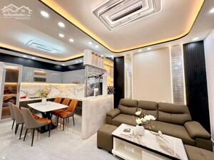 Phú Nhuận, giáp Phan Xích Long, mới đón tết, 4 Tầng, 4Pn, 53m2, ngang 4.5m, gần hẻm XH, nhỉnh 8 tỷ