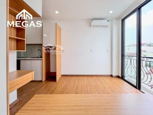 studio ban công - ngã tư thủ đức - đường quang trung - lê văn việt