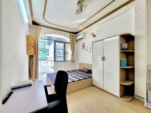 cho thuê phòng bancol ngay cô bắc q1 gần takashimaya - bến thành - cầu ông lãnh 30m2 trống sẵn