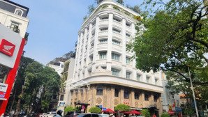 toà nhà mặt phố trung tâm quận thanh xuân. 125m2, 8 tầng, mặt tiền 8m. ở & cho thuê. nhỉnh 40 tỷ