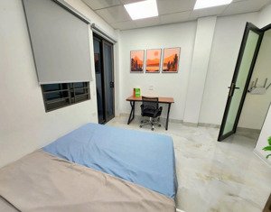 diện tích 65m2 - đảm bảo an toàn pccc đủ đồ: đh - nl, giường tủ, bàn ghế, sofa, máy giặt riên