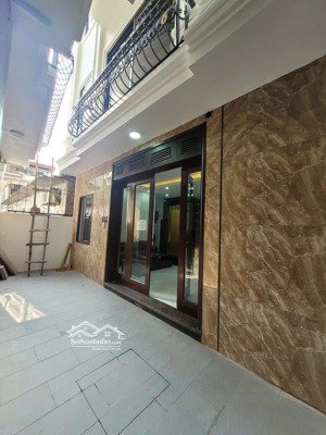 bán nhà mới 5 tầng thang máy, dt sổ 35.8m2, mt 5.2m, hơn 9 tỷ, trung tâm văn quán, hà đông