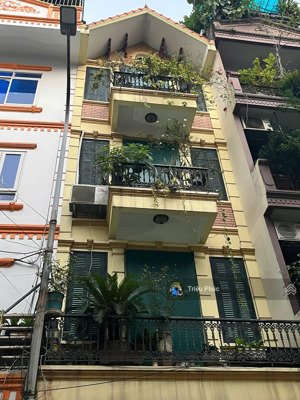 chính chủ cần tiền bán gấp nhà ba đình 40m2 - 5 tầng - ngõ rộng thoáng - giá chỉ 11,5 tỷ (có tl)