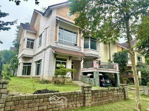 bán biệt thự compound thảo nguyên sài gòn, q9, dt 384m2, giá 28 tỷ