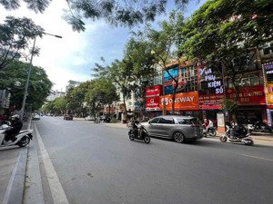 mặt phố thái hà , đống đa,dt 30m2 3t 4,5m giá 25.3 tỷ .lh 