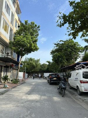 siêu phẩm 7 tầng thang máy, 40m2, mt 3.6m, phân lô, vỉa hè, khu tđc tu hoàng, ntl, giá 16 tỷ