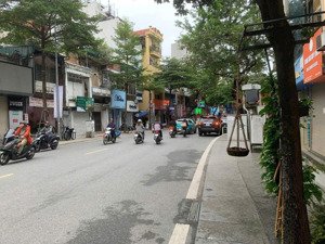 mặt phố khâm thiên đống đa ,dt 33m2 5t 4m giá 17 tỷ .lh 