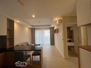 hiếm! căn 1pn dao kim cương view hồ bơi trong xanh, giá tốt hiếm có 16tr5/1 thang