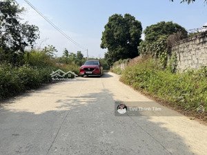 bán đất lương sơn dt gần 5000m phù hợp mọi tiêu chí sử dụng: nghỉ dưỡng,phân lô, kho xưởng