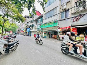 mặt phố đặng tiến đông, đống đa . dt 33m2 4t 4.3m giá 20 tỷ .lh : thu phương