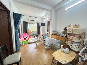 cần bán chung cư bùi minh trực p6 q8
- dt: 45,3m2
- tk: 1pn, 1wc, phòng khách, bếp, lô gia,