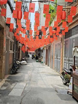 bán nhà lê thanh nghị hai bà trưng dt 91m x 4t x mt 6,2m giá 29,9 tỷ có thương lượng