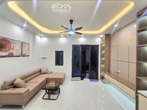 quá rẻ trường chinh 36m*5t*giá 9,18tỷ-full nội thất- sát ô tô đỗ-dân xây-2 thoáng-công năng đầy đủ.