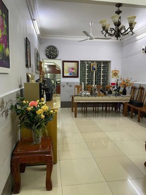 xuất cảnh bán nhà đường hoàng văn thụ, phường 15 quận phú nhuận giá 15 tỷ thương lượng