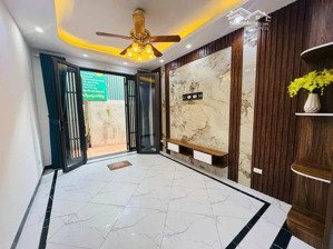 cực phầm đầu tư, giữ tiền, kinh doanh nhỏ,ngõ thông,ô tô lùi,10m ra nguyễn trãi,30m2x4t nhỉnh 7 tỷ.