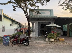 chỉ 1,39 tỷ có ngay nhà và dãy trọ ngay kcn mỹ phước, bến cát: sổ sẵn. cách vành đai 4 chỉ 200m