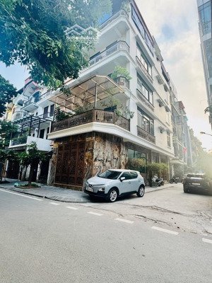 hàng kín, hoàng cầu - 3 ô tô tránh - 65m2 - 7 tầng thang máy - 41.9 tỷ - dòng tiền 720tỷ/năm