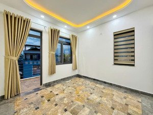 hiếm có! lô góc 2 mặt hẻm nhà chính chủ xây dựng kiên cố btct ở ngay khỏi sửa