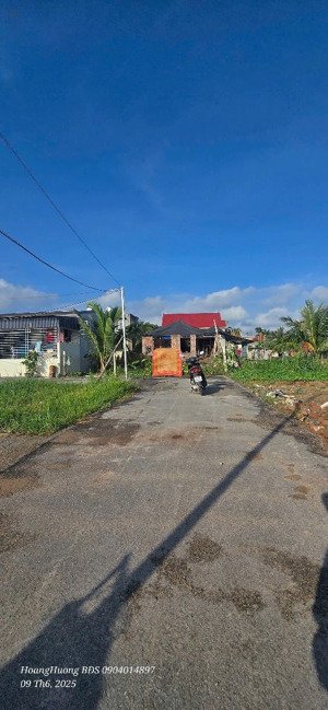 1 lô đất đáng để đầu tư nhanh ray nhanh tay1 lô gần ga mà giá chỉ hơn 1 tỷ