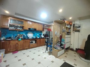 chỉ hơn 8,5 tỷ có ngay căn nhà mỹ đình với dt 35m2-5 tầng- mt 4,2m