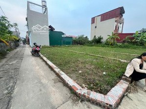 bán đất vùng ven sát kcn quang minh phân lô ngõ thông ô tô