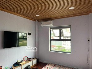 cho thuê nhà full nội thất gần công viên trung tâm quận 1