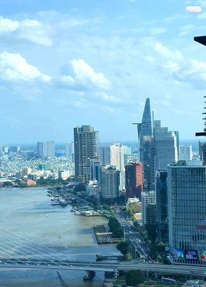 bán 3pn 121m2, 28.5tỷ vinhomes golden river