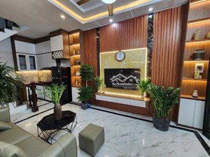 bán nhà đẹp phố thanh lân - hoàng mai: 34m2 5t 3 phòng ngủ, nội thất đẹp ở luôn chỉ nhỉnh 6 tỷ