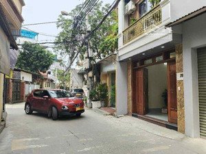 cần bán nhà đẹp mới koong phố thanh đàm - hoàng mai ô tô thang máy xịn ở luôn: 40m2 6t, 10.x tỷ