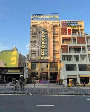 bán tòa nhà mặt tiền âu cơ - lạc long quân - dt: 8.5 x 23m - hầm + 6 tầng - giá bán: 40 tỷ tl