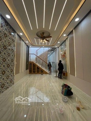 nhà 3 tầng ngay tên lửa, gần aeon bình tân, 77,5m2, 4pn, hẻm xe hơi, 40 m ra mặt tiền, giáp q6