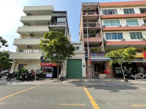 143 trần đình xu, phường nguyễn cư trinh, quận 1
