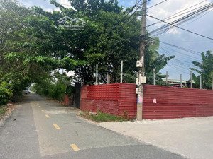 đất bán góc 2 mặt tiền trung đông 11 và trung đông 11c, 7500m2, có 400m2 thổ cư