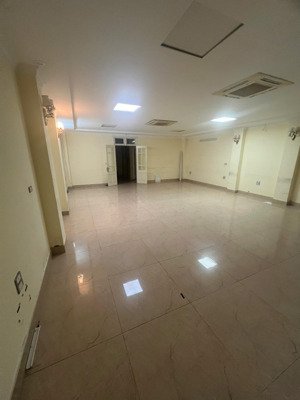 chính chủ cho thuê văn phòng 80m2 - cầu giấy lh:0565196789