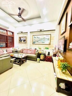 Bán nhà phố Lương Khánh Thiện, Hoàng Mai 40m, 4 tầng. Giá: 13.8 tỷ. LH: 0327536893