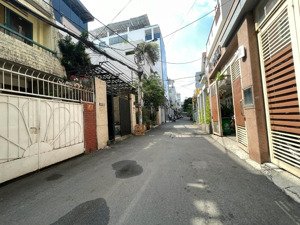 hot! bán nhà hẻm 6m đặng văn ngữ, phú nhuận cách mt 30m. dt 4,2x16m 65m2 - gpxd 5 tầng giá 12tỷ tl