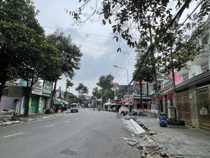 bán mặt tiền kinh doanh trung tâm tp dĩ an gần chợ dĩ an nhà thờ dt 80m ngang 5m giá chỉ 6t650