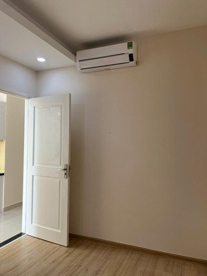cho thuê cc moonlight park view, 10 triệu, 65m2, 2pn + 1wc, bình tân, hcm