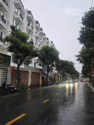 bán np 6pn, 6wc, 84m2 tại nguyễn thị xinh, q12, 9 tỷ