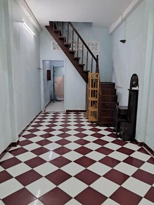 thuê nhà nguyên căn (ưu tiên gia đình thuê)