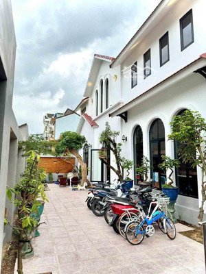 ngộp bank siêu phẩm biệt thự 374m² vườn lê văn chí 2mt hẻm xe tải giảm 4.7 tỷ chỉ 12.7 tỷ