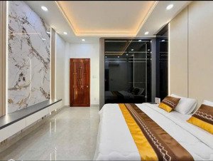 nhà nguyên căn đường nguyễn đình khơi p4 tân bình giá 7 tỷ 190