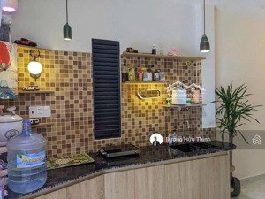 nhà cách đường man thiện 40m ôtô né nhau 2,95 tỷ 31m2 diện tích sàn 60m
lưu ý chỉ bớt lộc