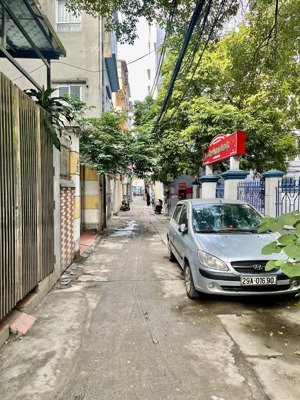 bán nhà giải phóng - 32m - 5 tầng - giá 7.850 ( còn thương lượng )